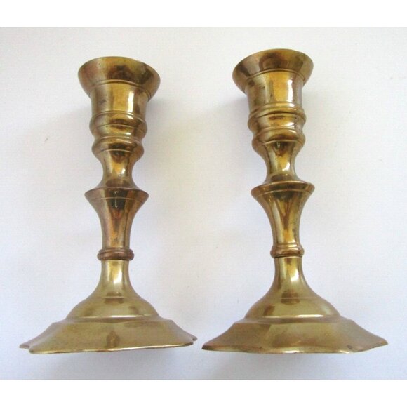 Vintage Brass Candlestick Holders - Set of 2 -Scalloped Design Bases - 5" Height - Picture 10 of 14